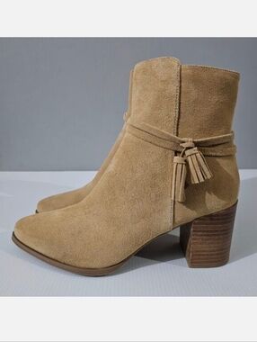 Jack Rogers Timber Ankle Boot Women 9.5 Sand Suede Tassel Western Block Heel NEW